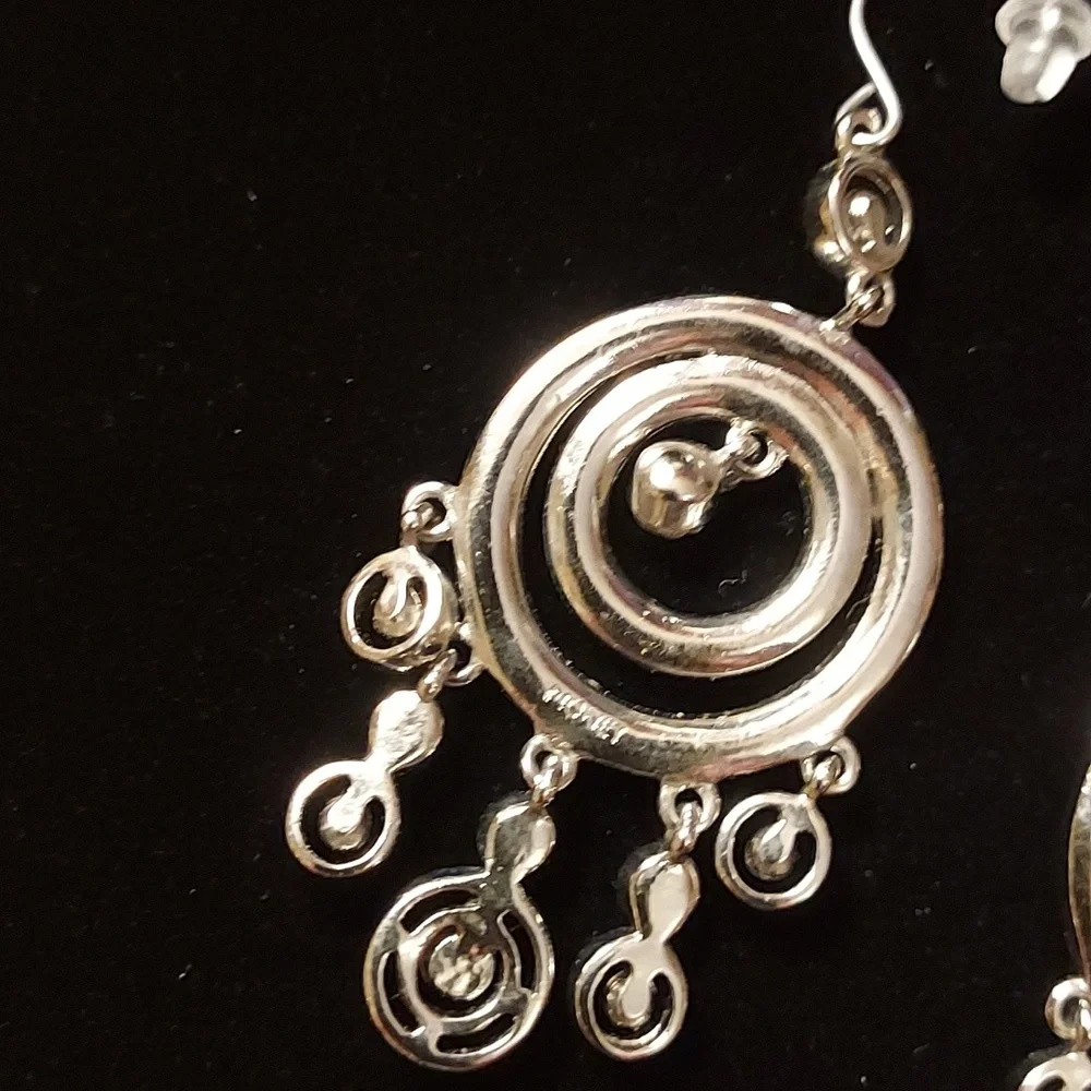 Monet vintage earrings